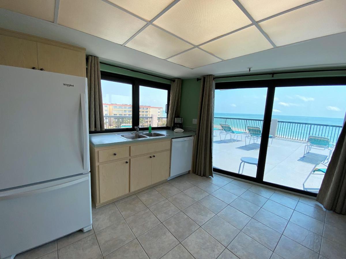 All Seasons Vacation Resort By Liberte Madeira Beach Eksteriør billede