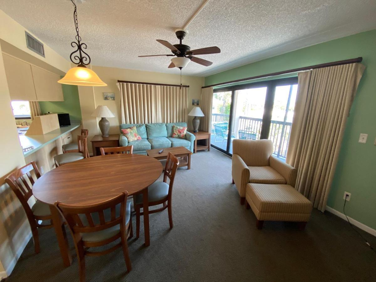 All Seasons Vacation Resort By Liberte Madeira Beach Eksteriør billede
