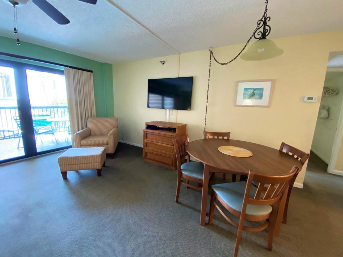 All Seasons Vacation Resort By Liberte Madeira Beach Eksteriør billede