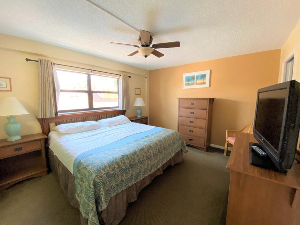 All Seasons Vacation Resort By Liberte Madeira Beach Eksteriør billede