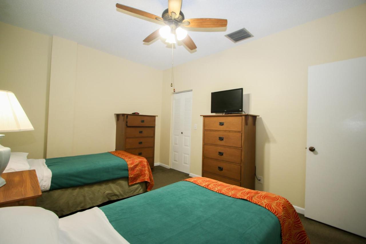 All Seasons Vacation Resort By Liberte Madeira Beach Eksteriør billede