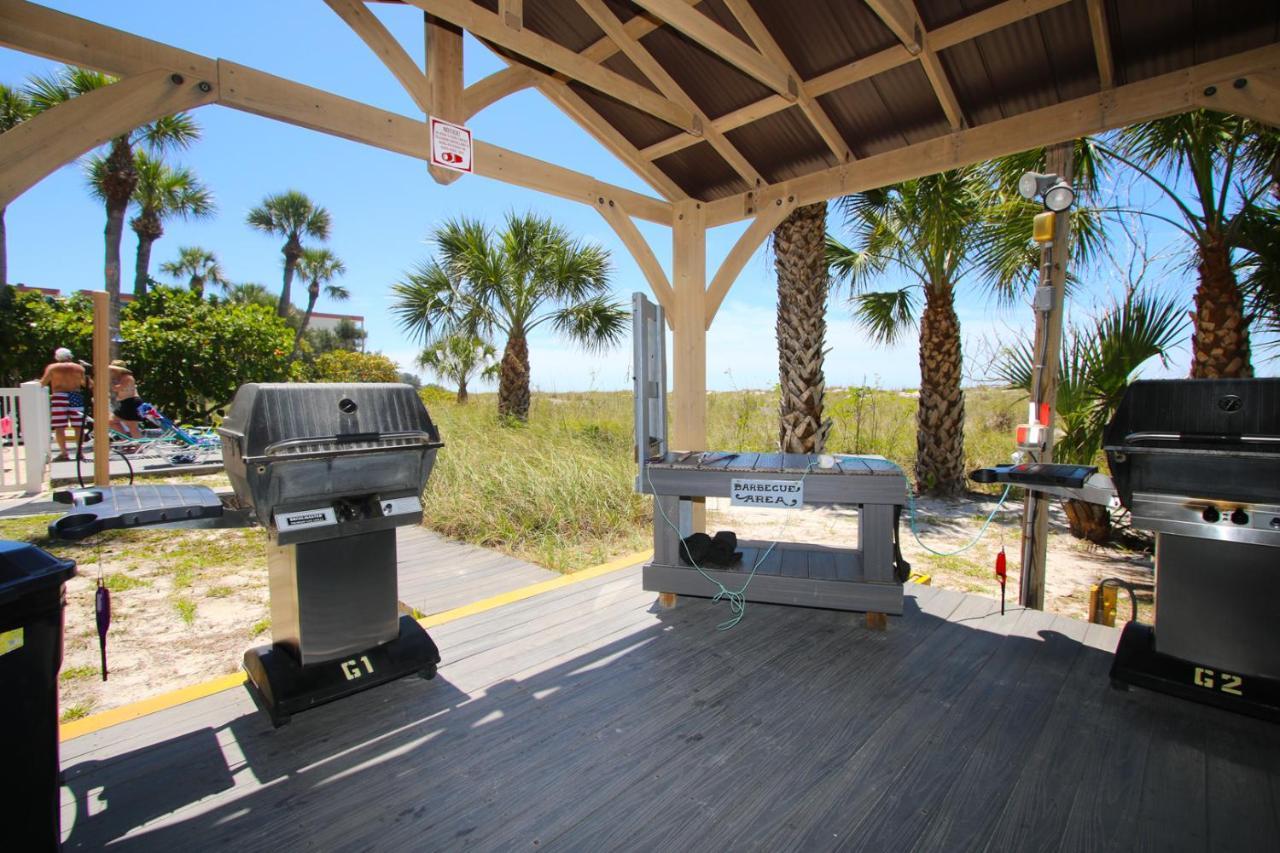 All Seasons Vacation Resort By Liberte Madeira Beach Eksteriør billede